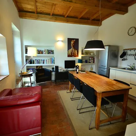 Rustic Tuscan Cottage