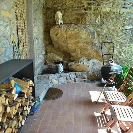 Rustic Tuscan Cottage * Fivizzano
