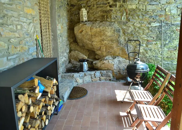 Rustic Tuscan * Fivizzano